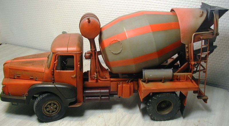 UNIC toupie beton