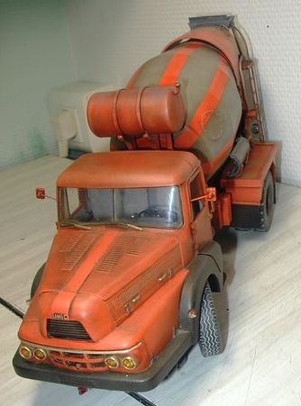 UNIC toupie beton