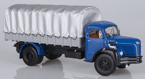 BERLIET GLR 8 M2 citerne essence Total camion - 1/43 - Hachette EUR 22