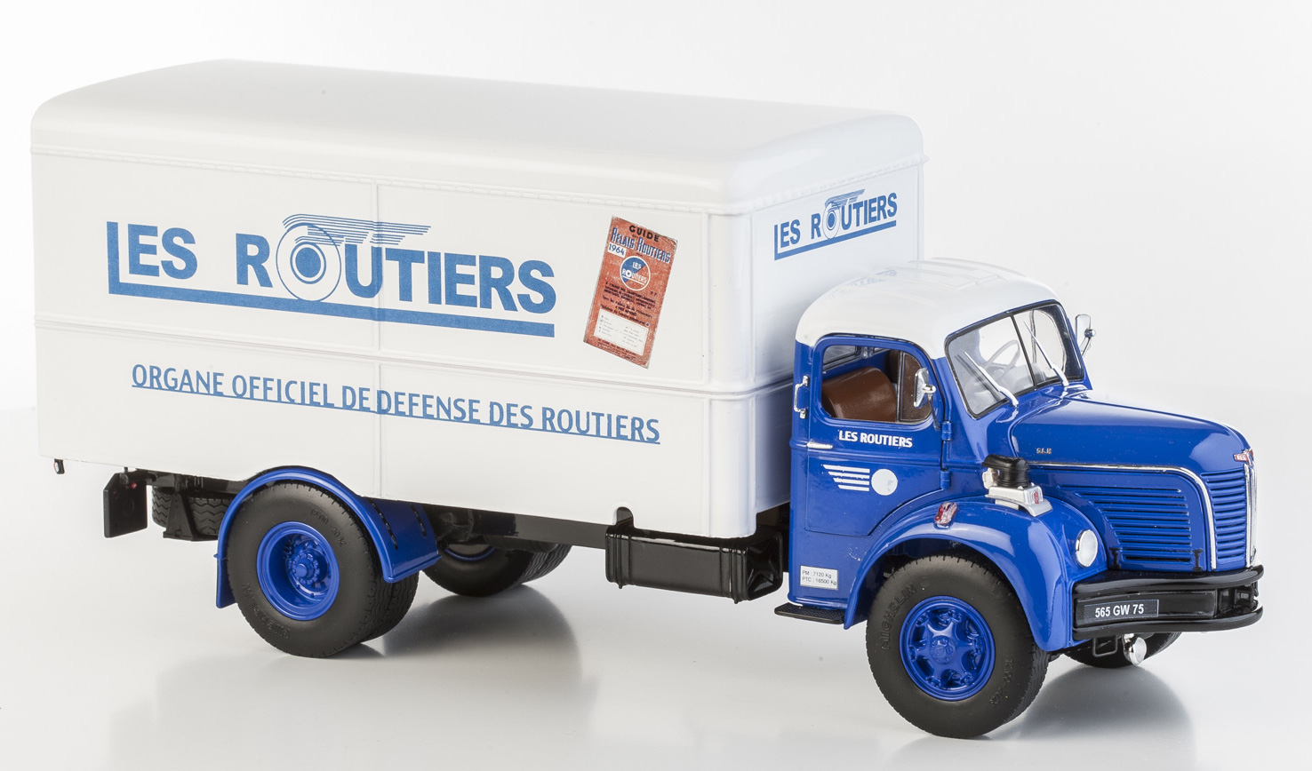 BERLIET GLR fourgon LES ROUTIERS