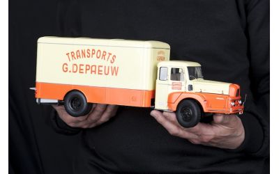 UNIC ZU122 IZOARD fourgon